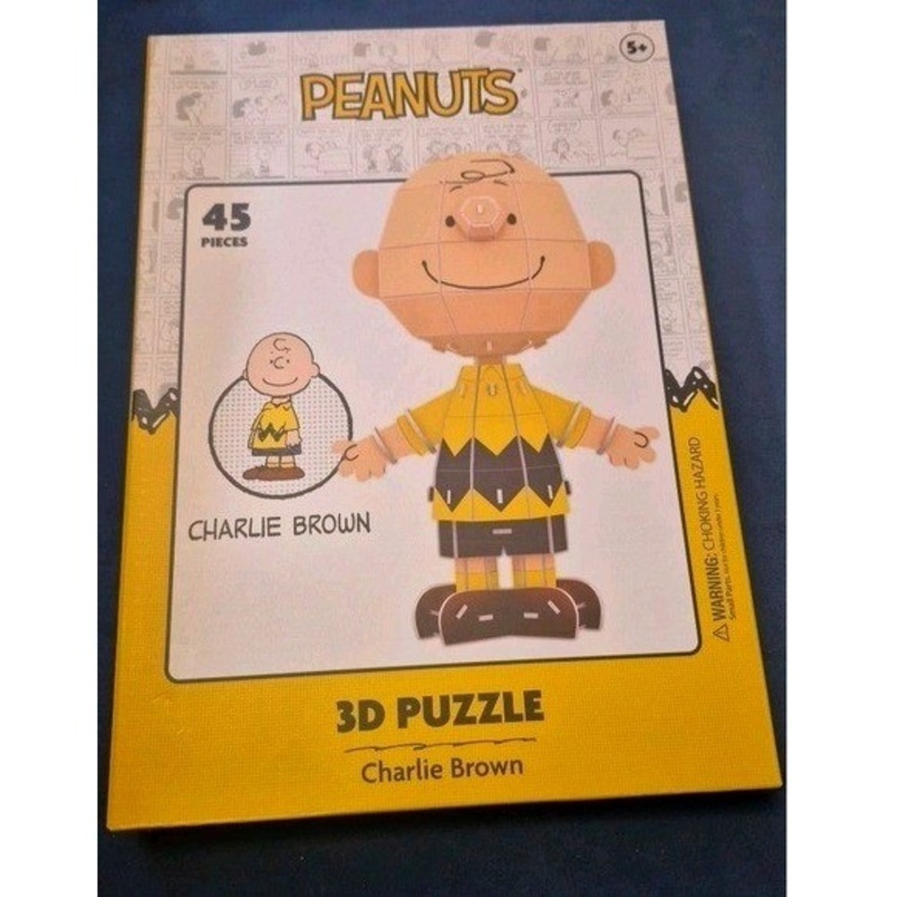 New Peanuts Charlie Brown 3D Puzzle by Toyzon 45 Pieces NIB Sealed Display